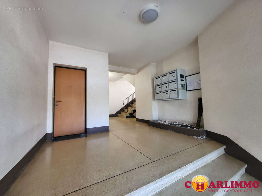 Appartement à SAINT-JUNIEN