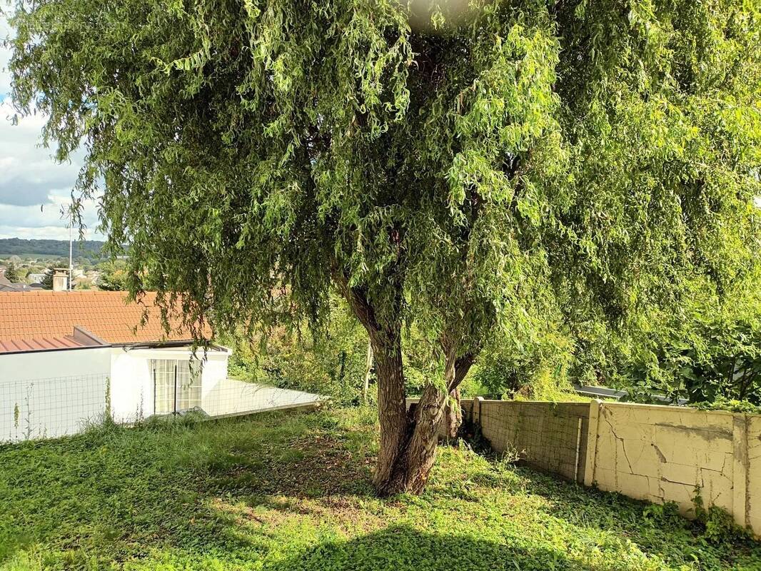 Terrain à MONTFERMEIL