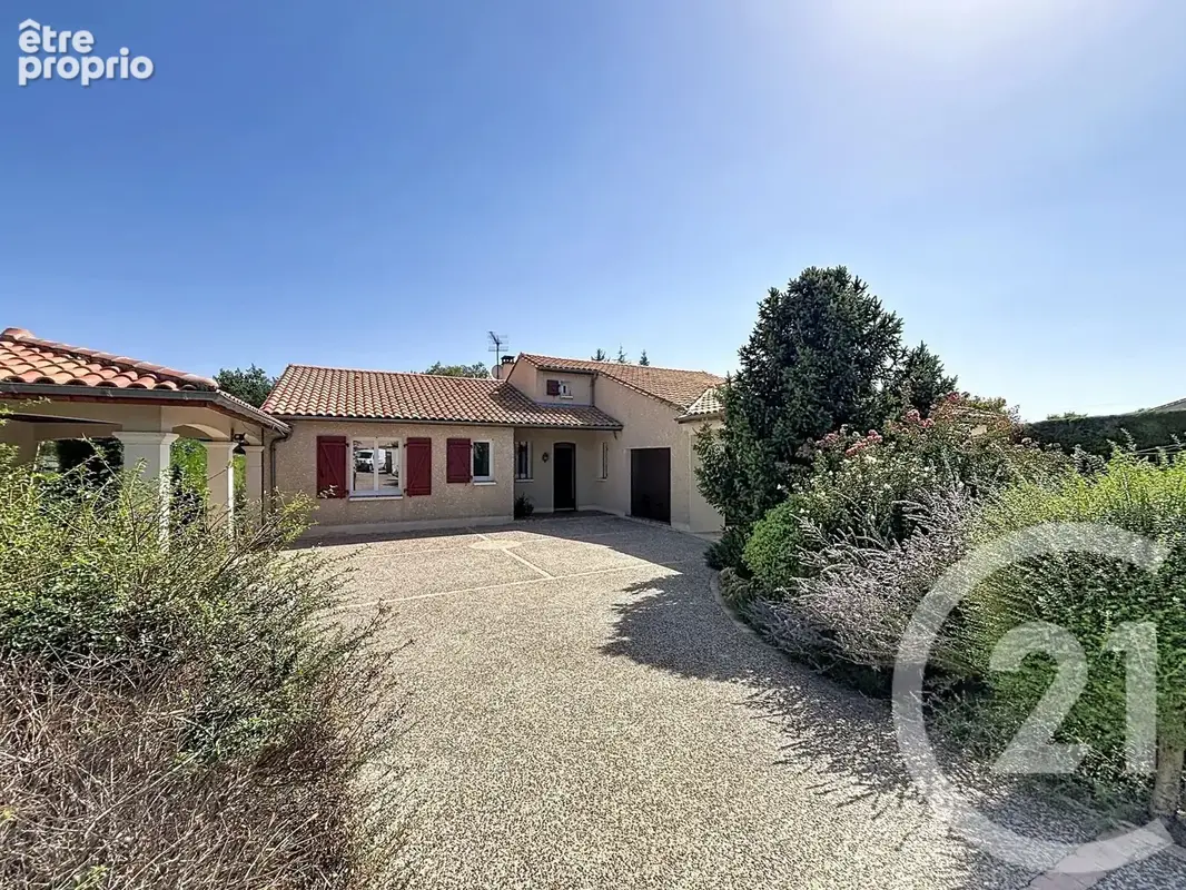 Maison 6 pièces 153 m² à vendre à Garat (16410) - photo 2