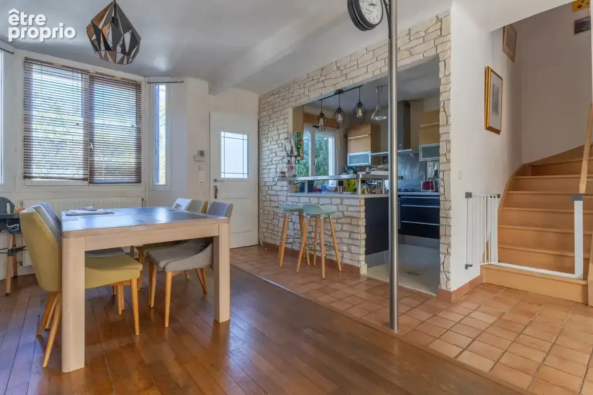 Maison de 5 pièces de 131 m² (71,1 Loi Carrez) situé à Igny - photo 5