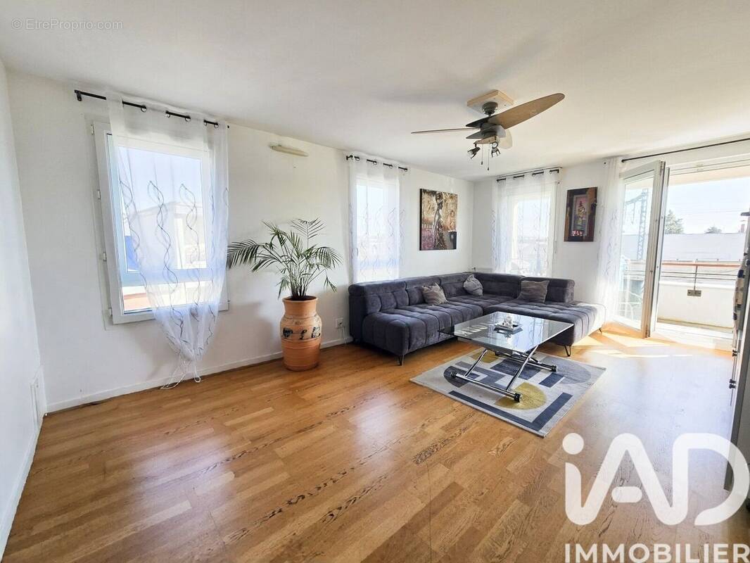 Photo 1 - Appartement à LES MUREAUX