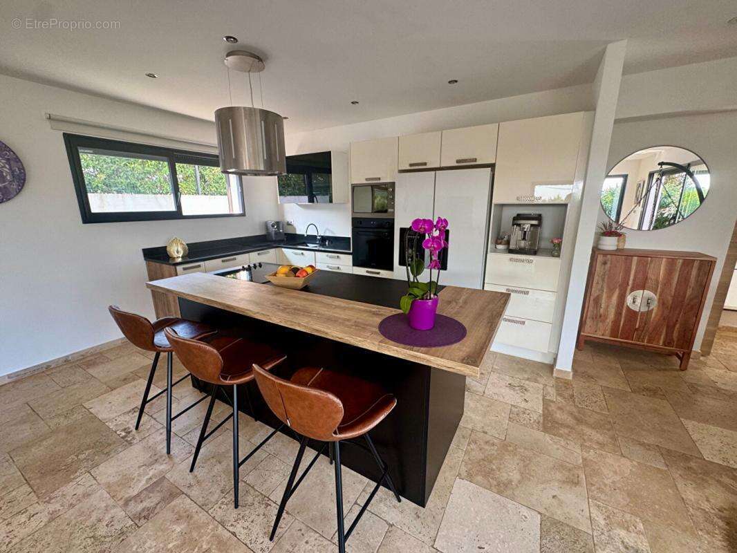 Maison à TRANS-EN-PROVENCE