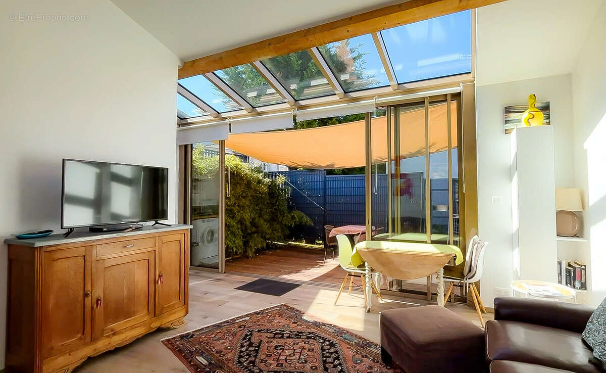 Maison à SAINT-GEORGES-DE-DIDONNE