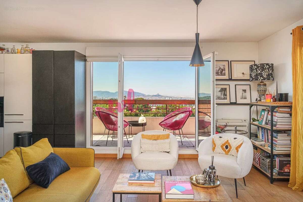 Appartement à MARSEILLE-14E