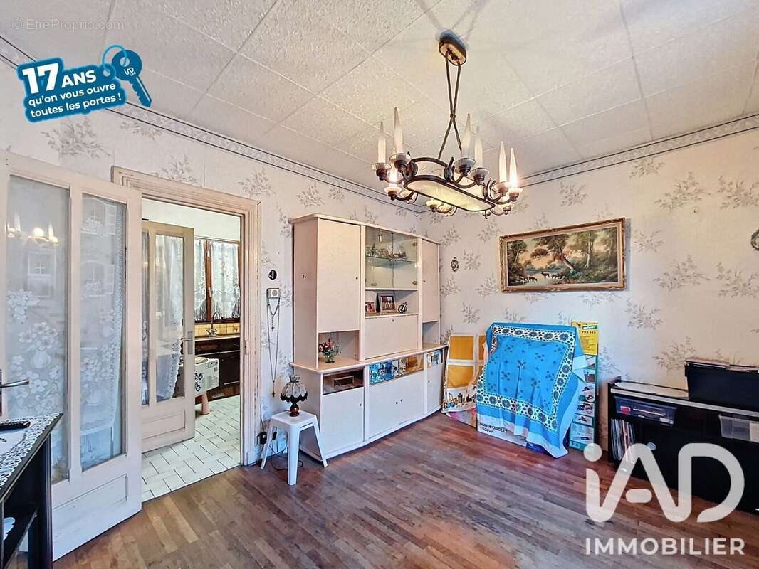Maison 70 m² à Saint-Denis  - photo 3