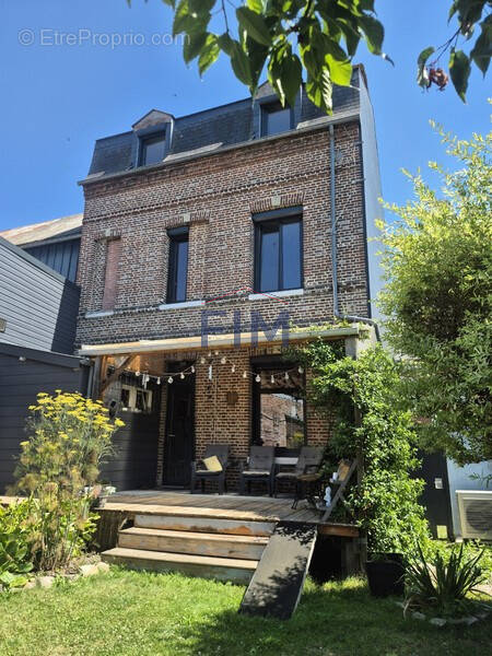 Maison à NEUFCHATEL-EN-BRAY