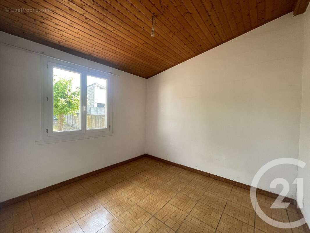 Appartement à BEGLES