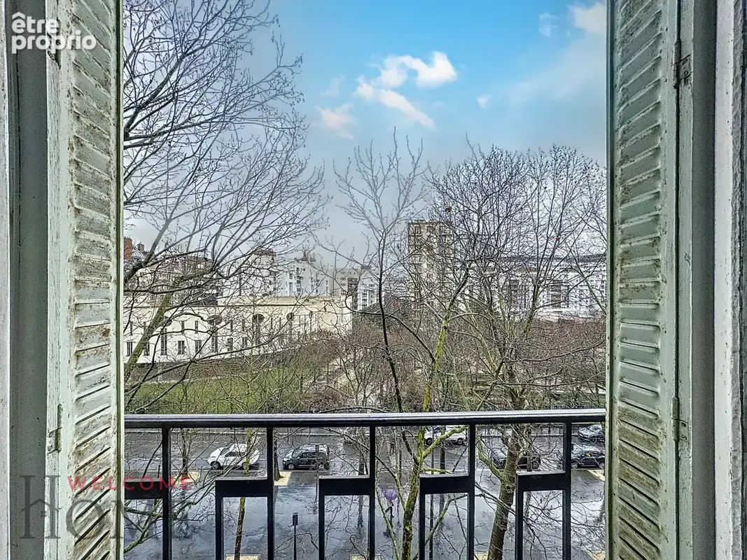 Paris 16è - rue gros - studio avec mezzanine - photo 2