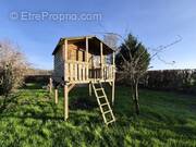 Maison à SAINT-PAUL-DE-VARAX