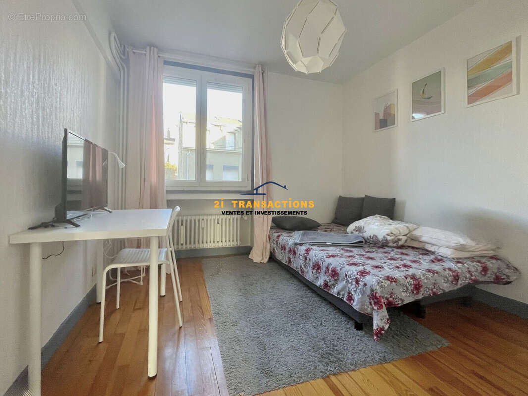 Appartement à SAINT-ETIENNE