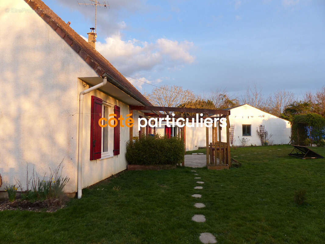 Maison à THEVET-SAINT-JULIEN