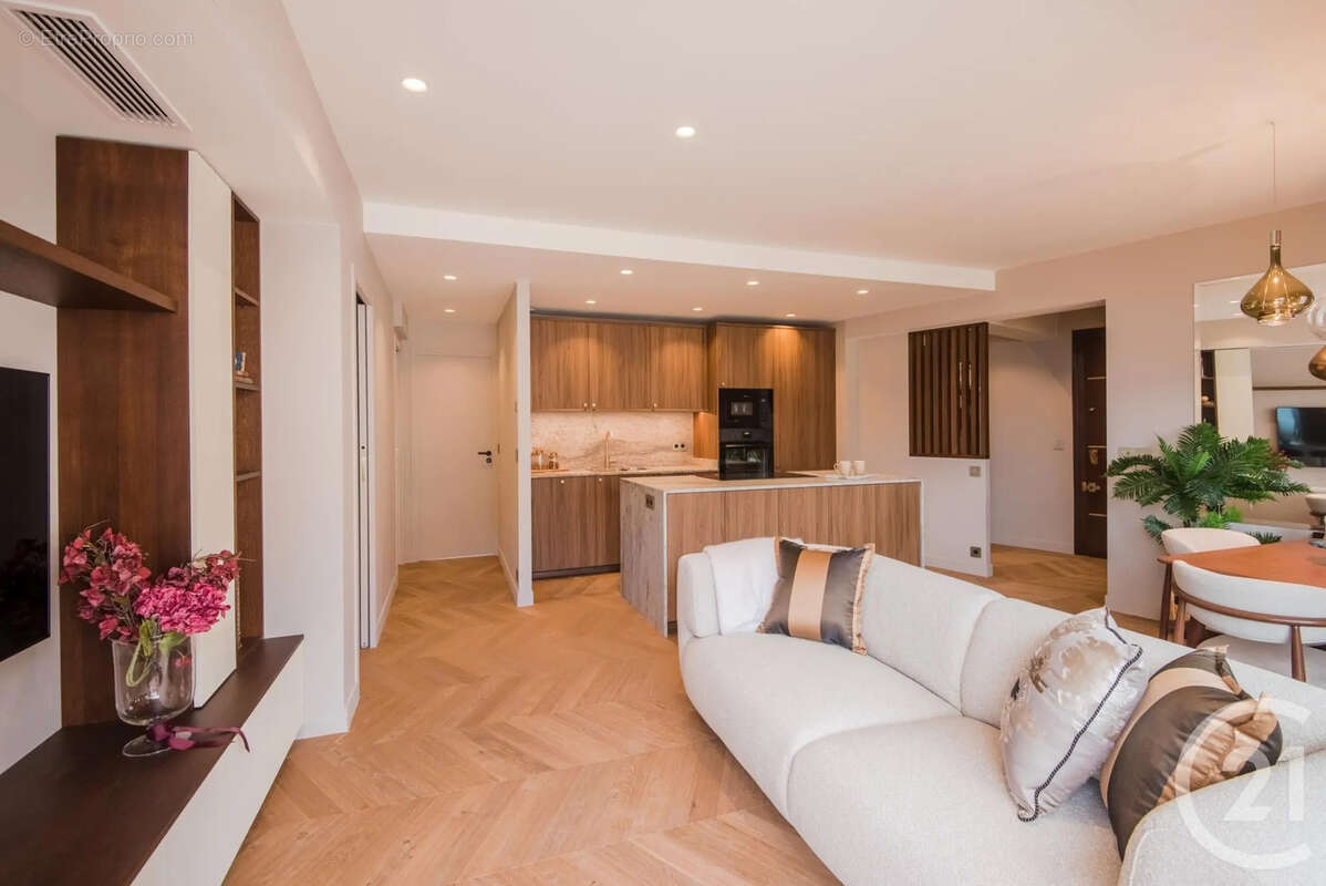 Appartement à BEAULIEU-SUR-MER