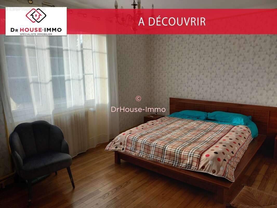 Maison à TOURNON-SAINT-MARTIN