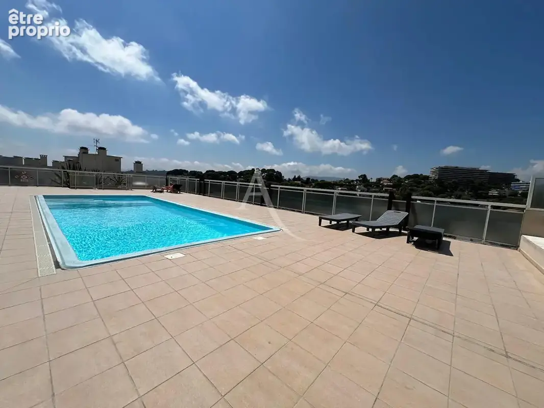 Le cannet - beau 2 pièces avec terrasse, garage et piscine - photo 6