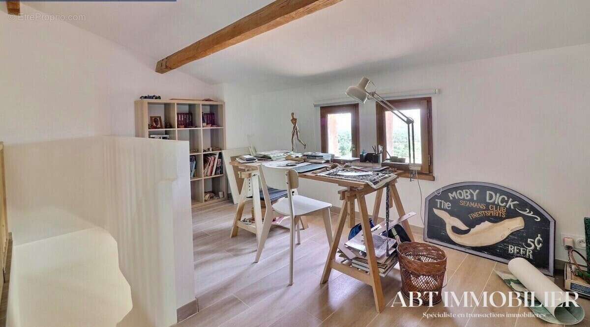 Maison à SAINT-MAXIMIN-LA-SAINTE-BAUME