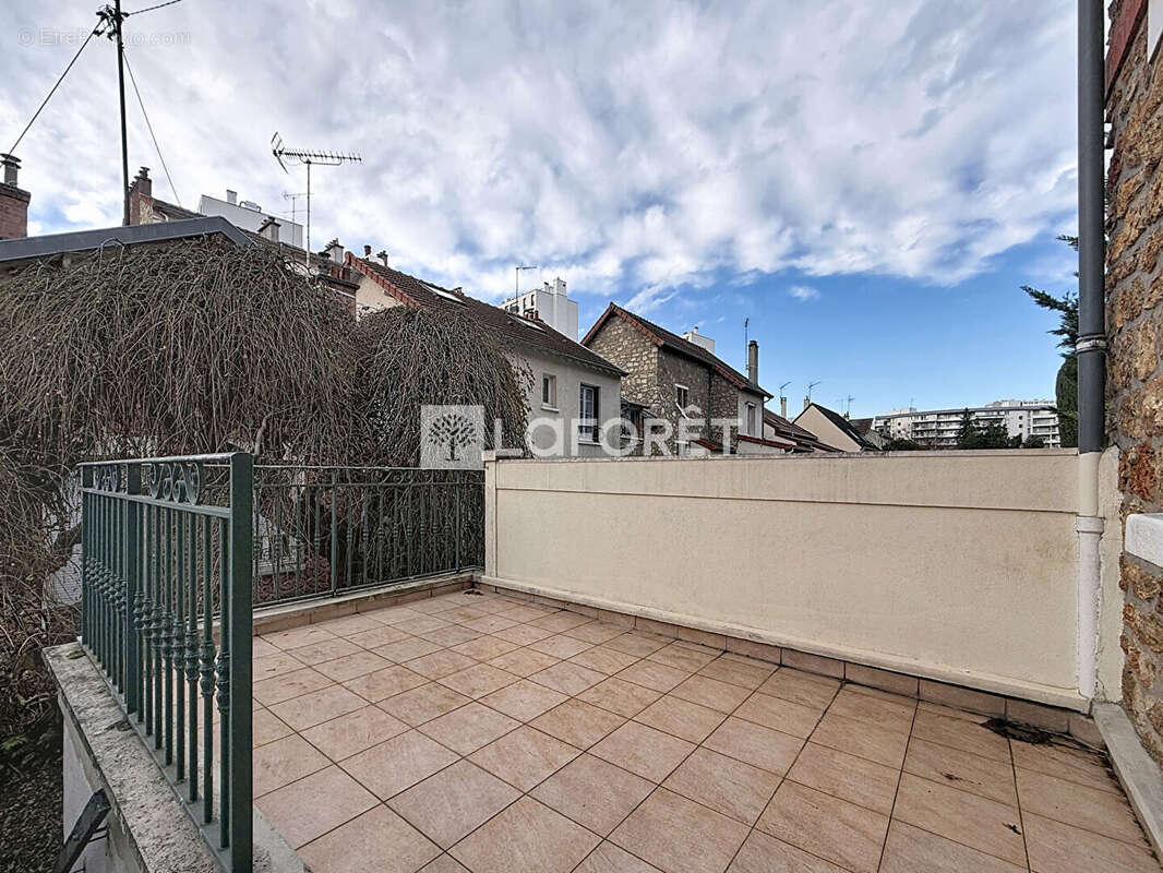 Appartement à BAGNEUX