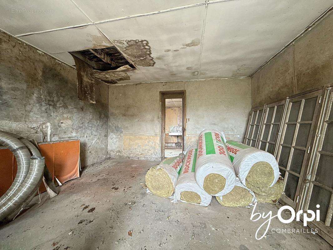 Maison à MOUREUILLE