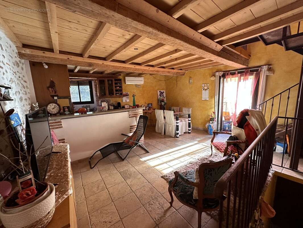 Maison à MILLAS