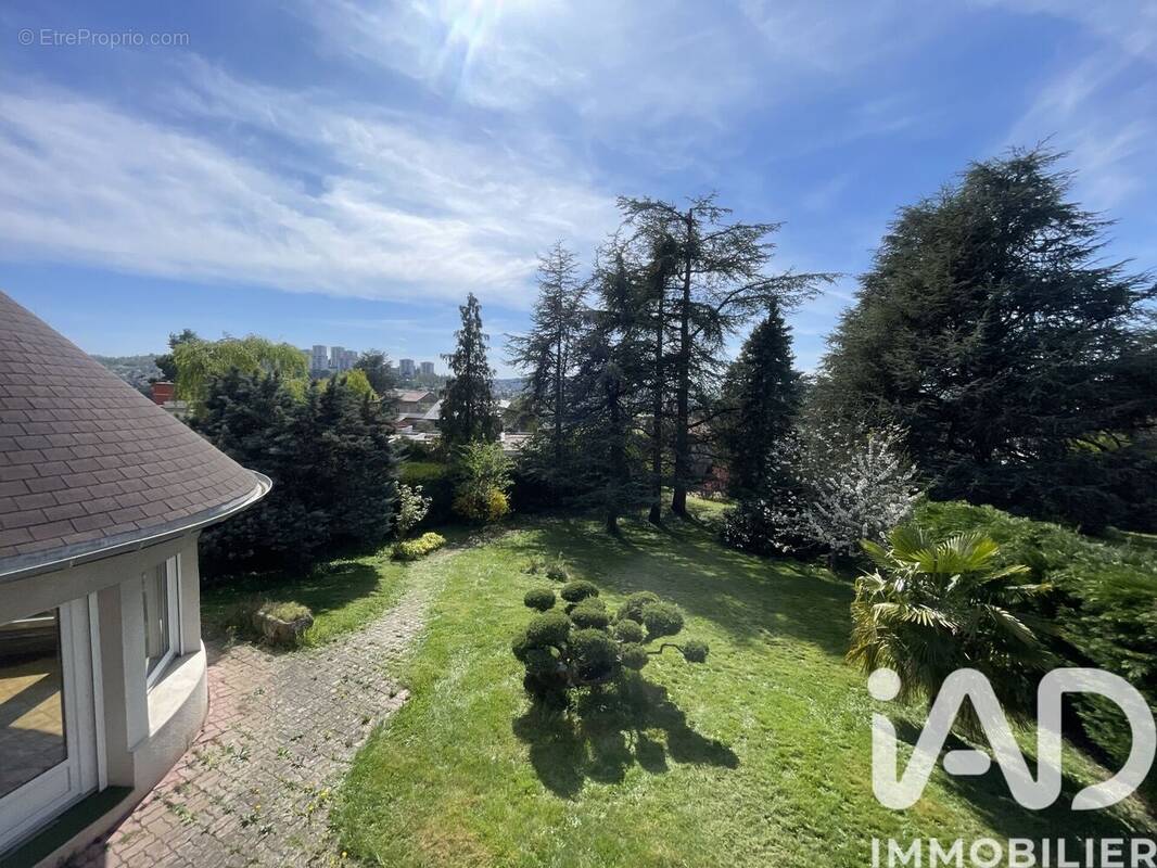 Photo 1 - Maison à SAINT-PRIEST-EN-JAREZ