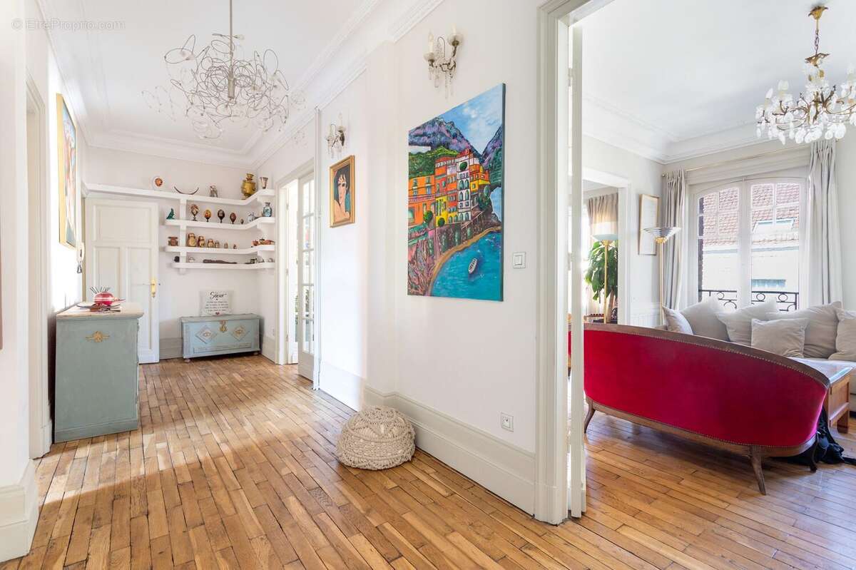 Appartement à LA MADELEINE