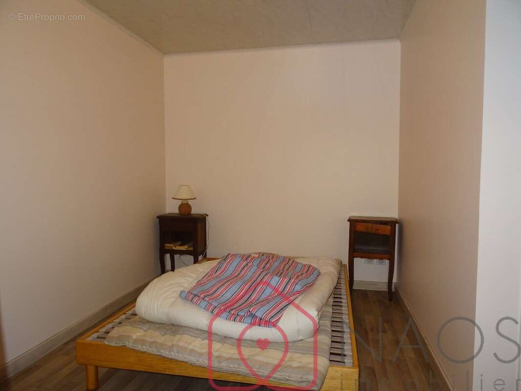 Appartement à SAINTE-MONTAINE