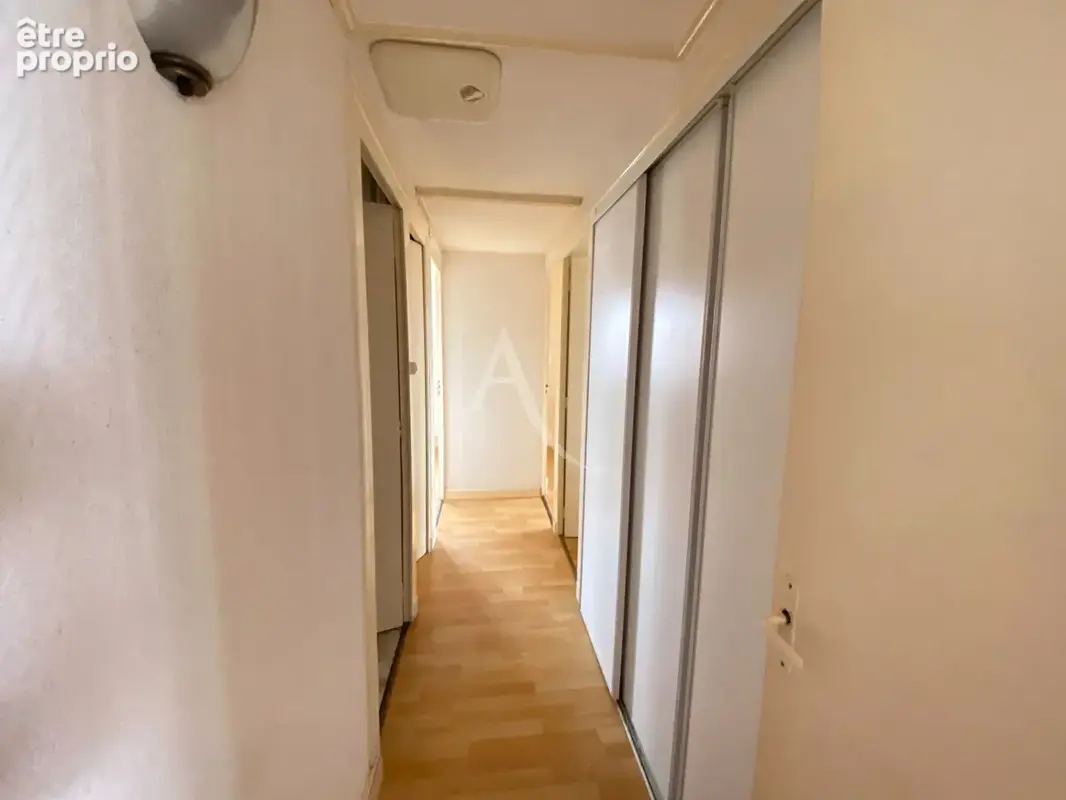 Appartement 3 pièces avec balcon, loggia et garage - photo 8