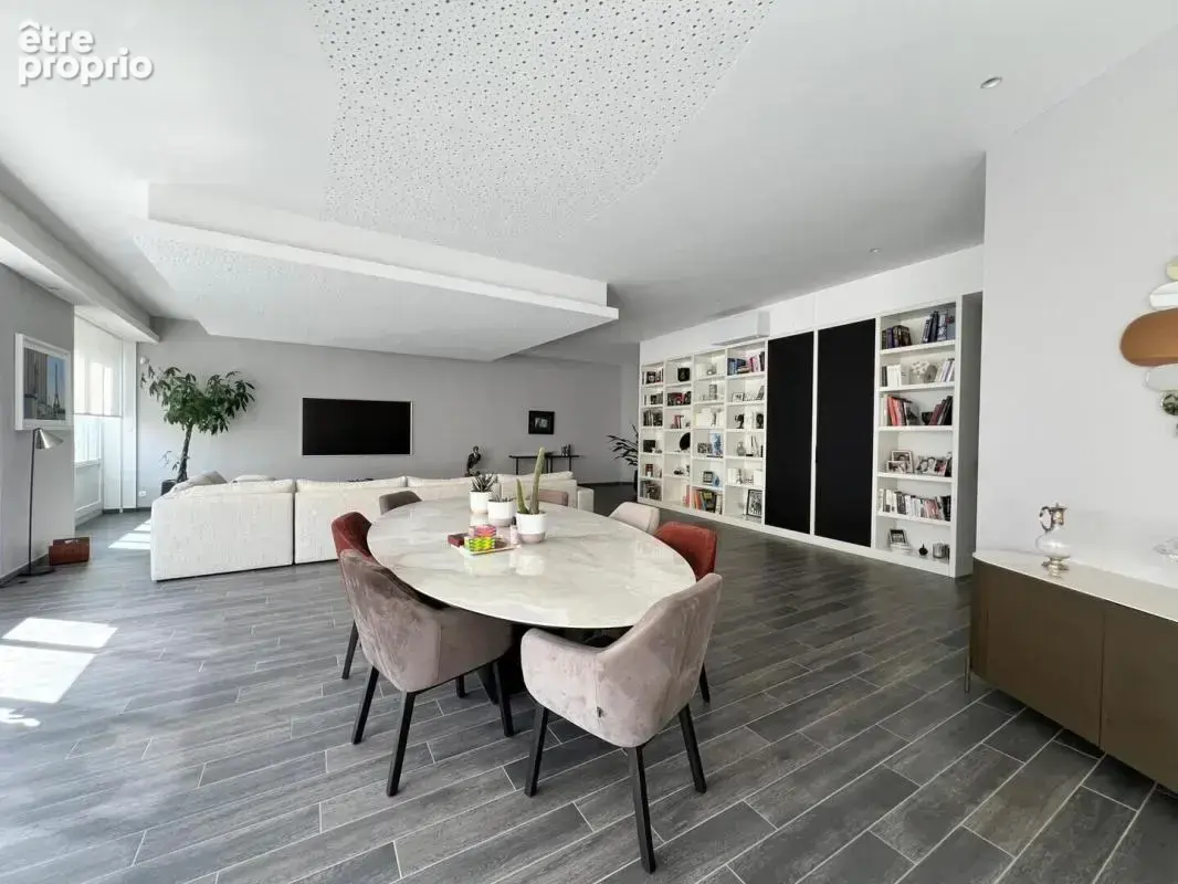 Photo Commerce à Epinal au prix de 575 000€