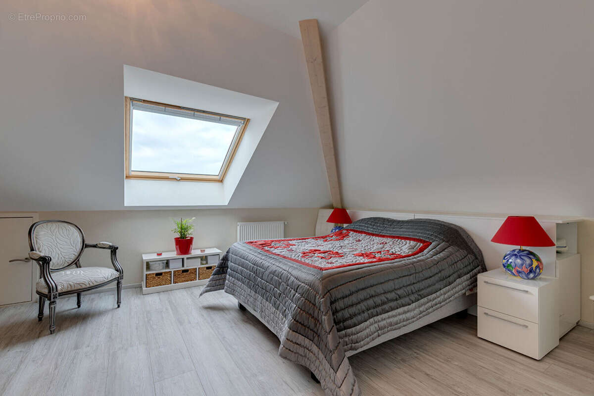 Appartement à DOUVAINE