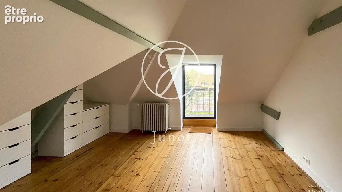 Marcq-en-Baroeul  – BROSSOLETTE – Maison à vendre – 8 pièces – 292,1m² loi Carrez – 6 chambres - Bureau – Terrasse – Jardin – St - photo 16