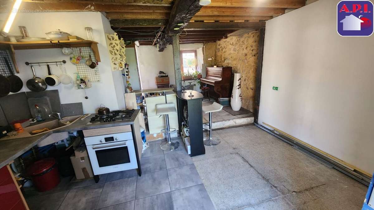 Maison à LES BORDES-SUR-ARIZE