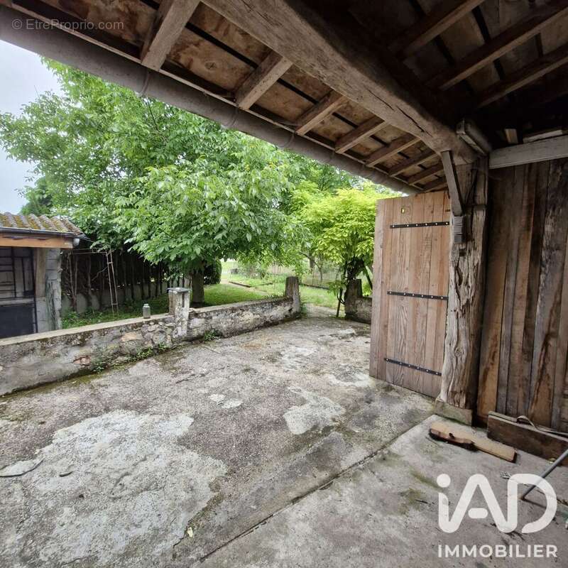 Maison 187 m² à Void-Vacon  - photo 3