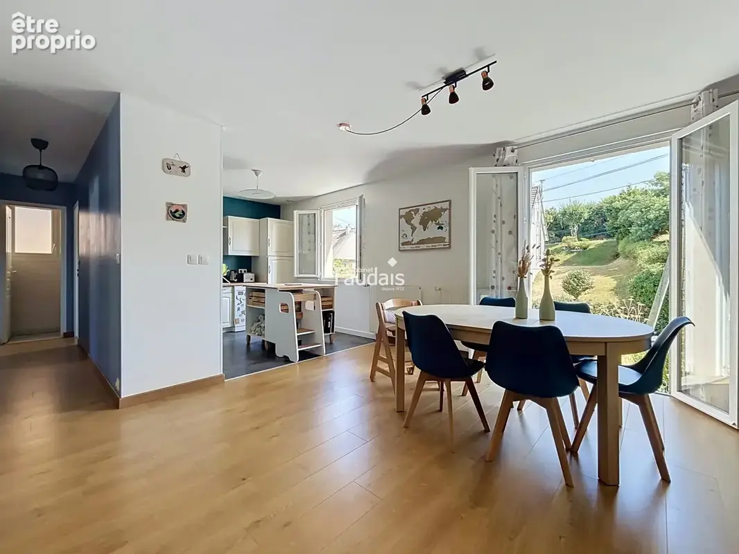 Maison 92 m² à Equeurdreville-Hainneville  - photo 6