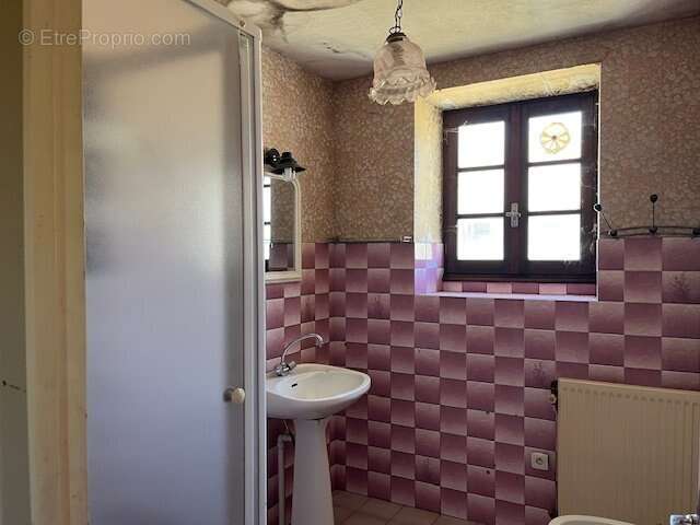 Maison à PRESSIGNAC