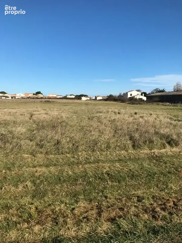 Terrain à SAINT-NAZAIRE-SUR-CHARENTE