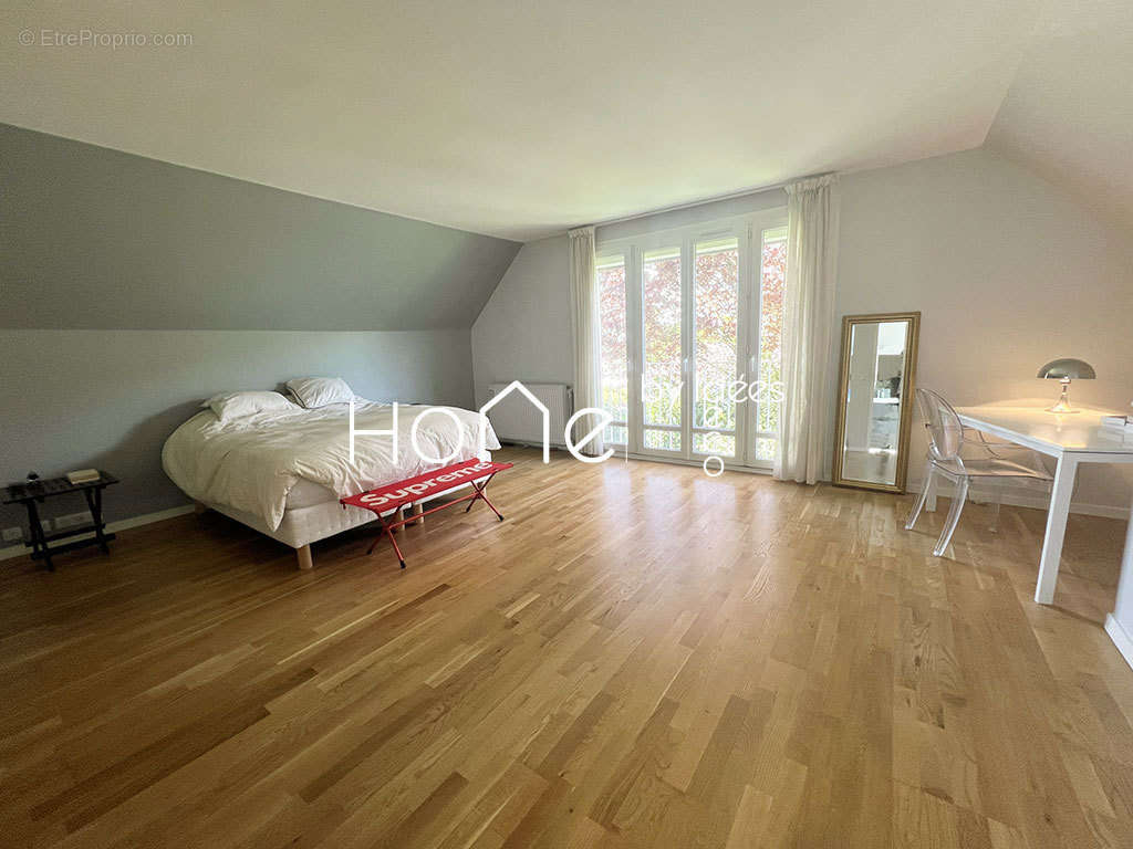 Maison 7 pièces 5 chambres, combles aménagés - photo 9