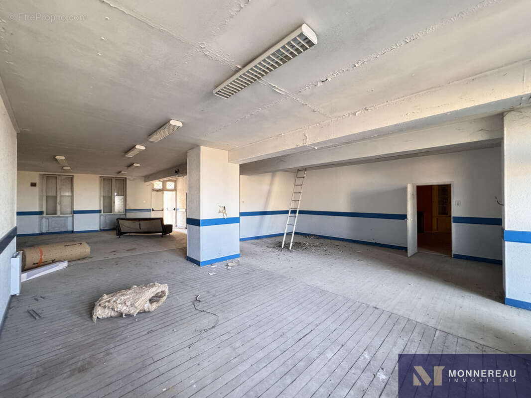 Immeuble de ville de 400m2 hab - photo 6