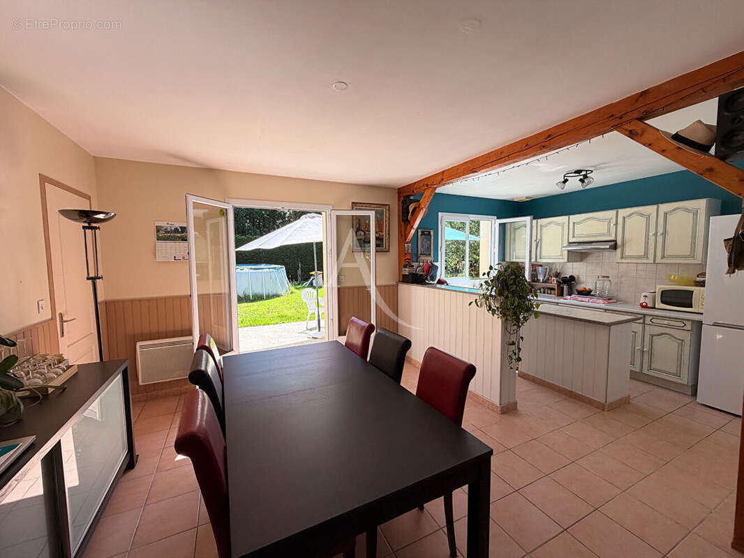 Maison à PUCEUL