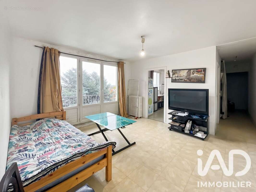 Photo 2 - Appartement à NEUILLY-PLAISANCE