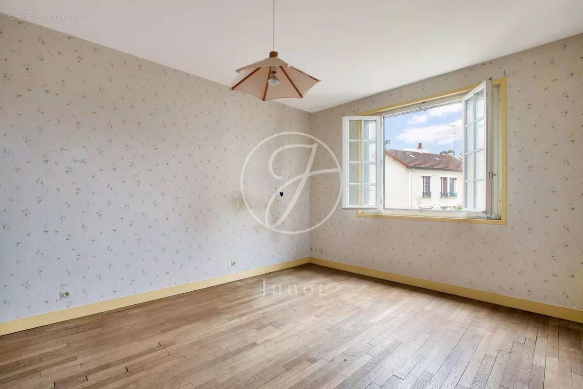 Maison à LE VESINET