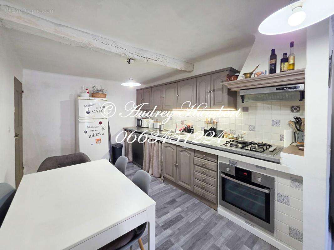 Maison à LA BASTIDE-DES-JOURDANS