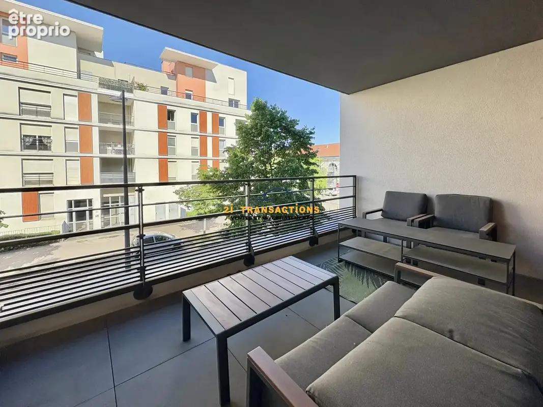 Appartement 43 m² à Saint-Etienne  - photo 5