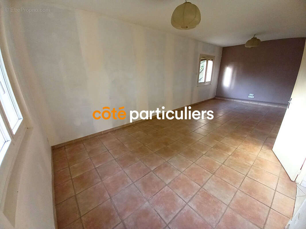Maison à CASTELSARRASIN