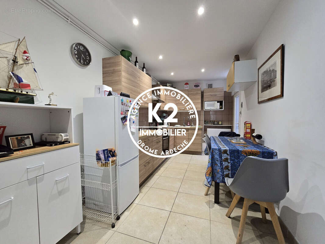Cuisine - Appartement à MONTELIMAR