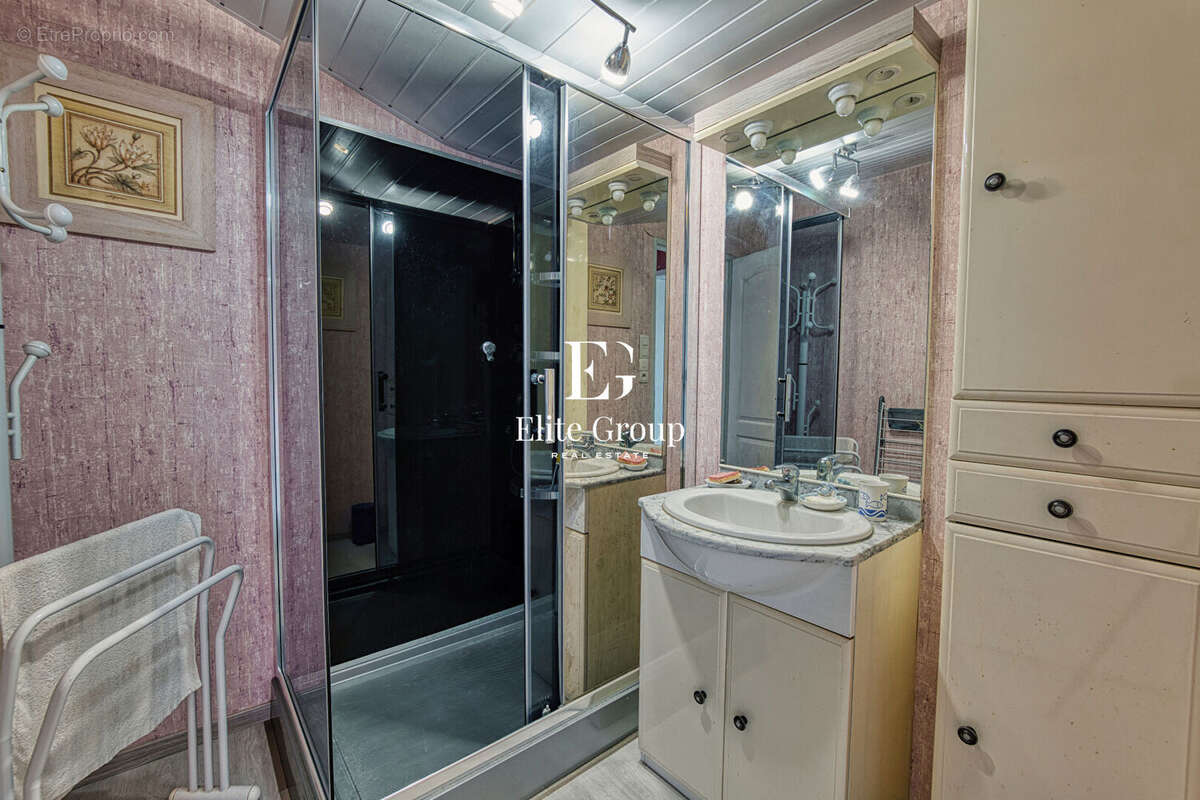 Maison à SAINT-NAZAIRE-SUR-CHARENTE