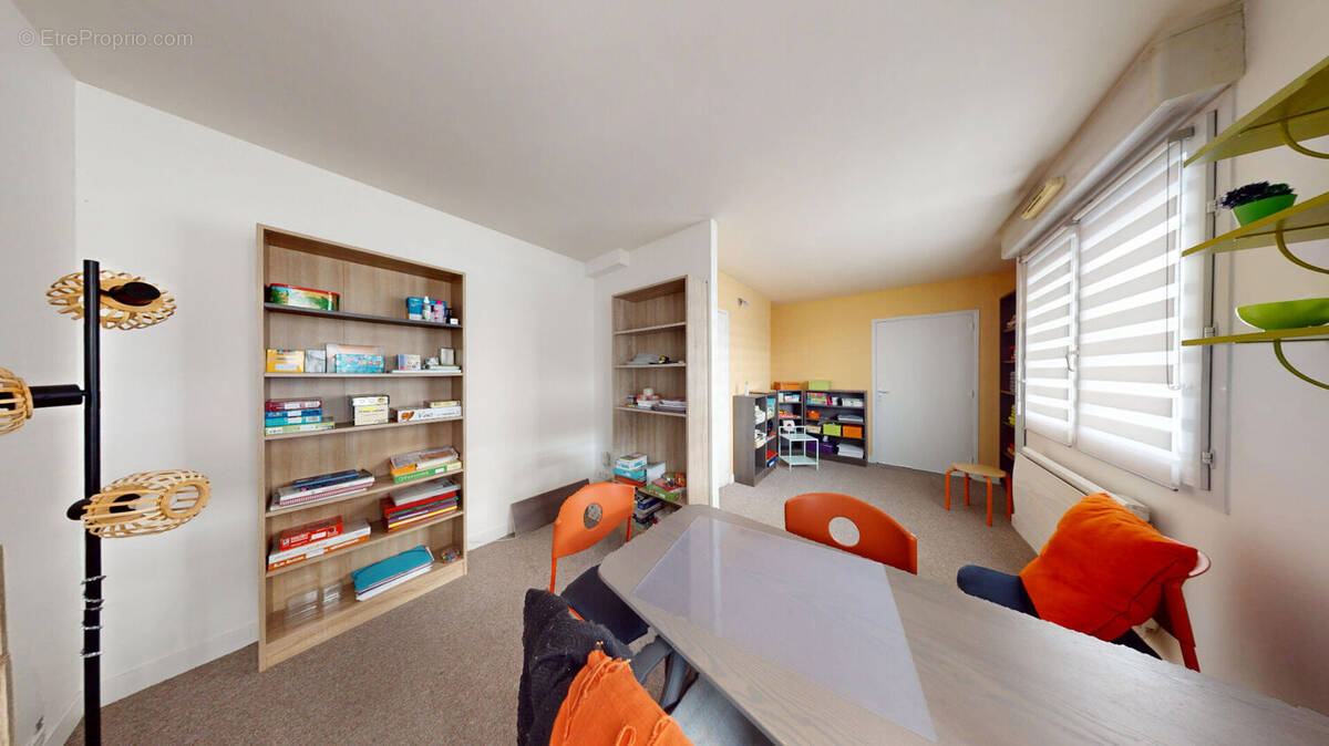 Appartement à PARIS-19E