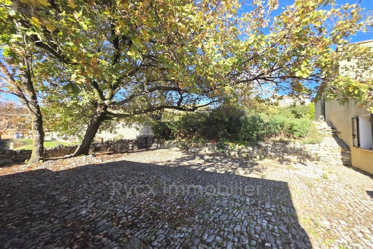 Maison 95 m² à Saignon  - photo 4