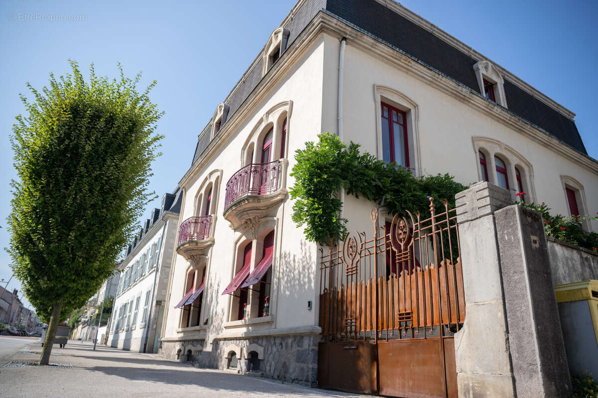 Maison à REMIREMONT