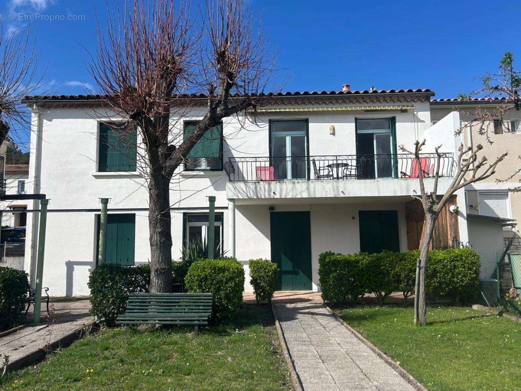 Maison à QUILLAN