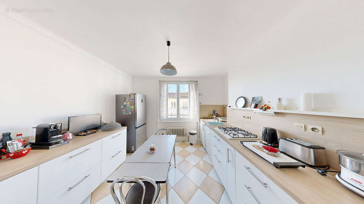 Appartement à LYON-7E