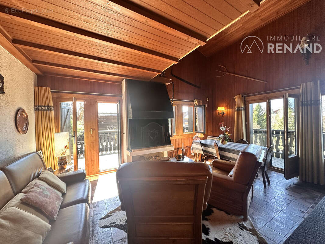 séjour  - Maison à CLUSES